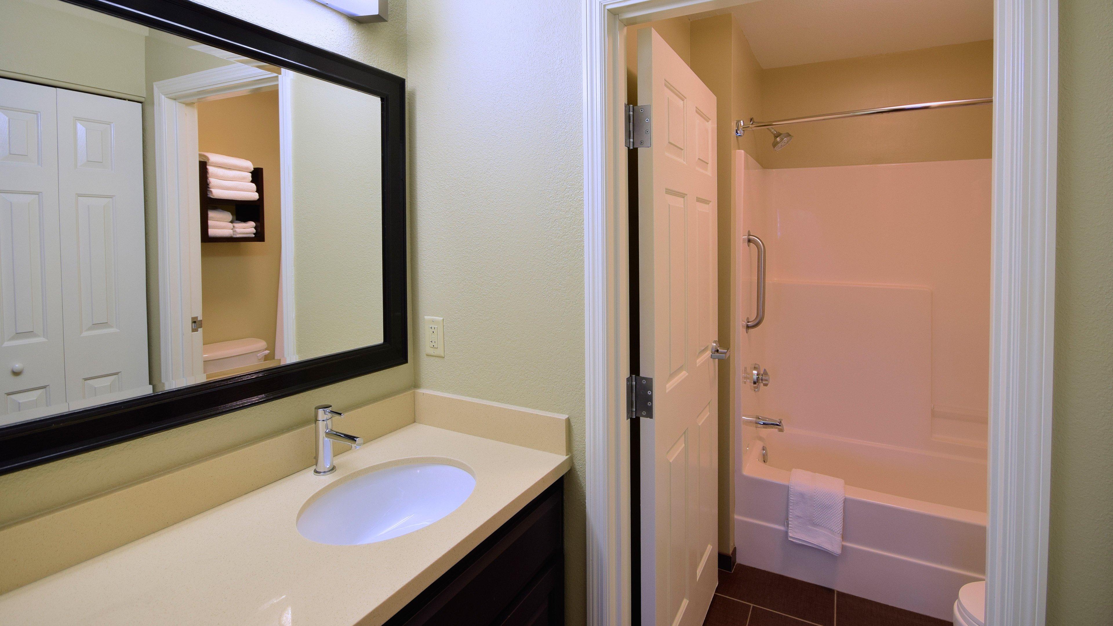 Staybridge Suites - Cincinnati North By Ihg Вест-Честер Екстер'єр фото